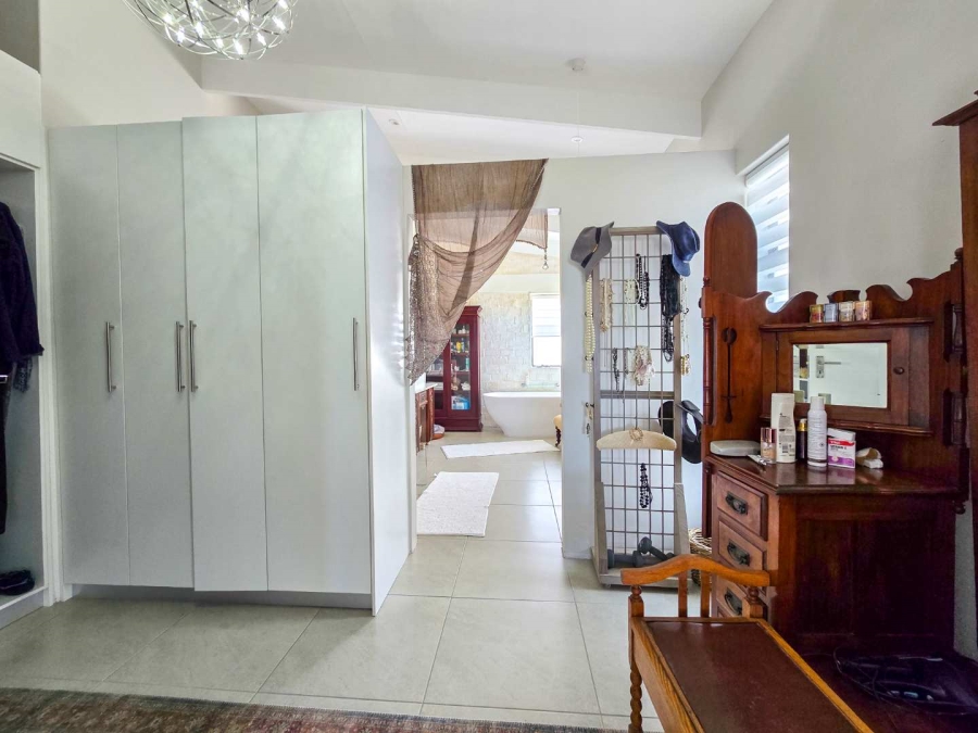 3 Bedroom Property for Sale in Stilbaai Oos Western Cape